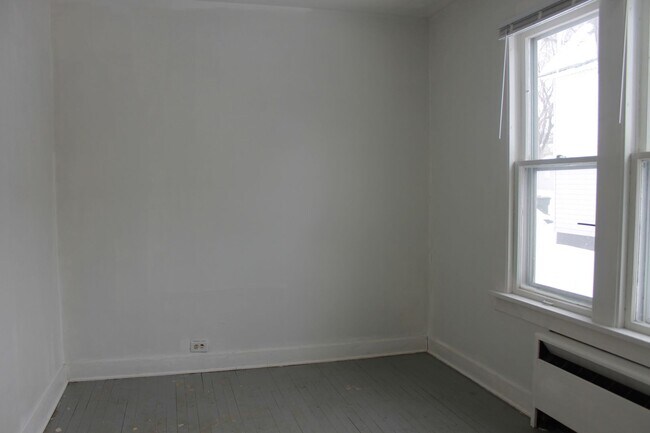 Building Photo - 712 McDonough St