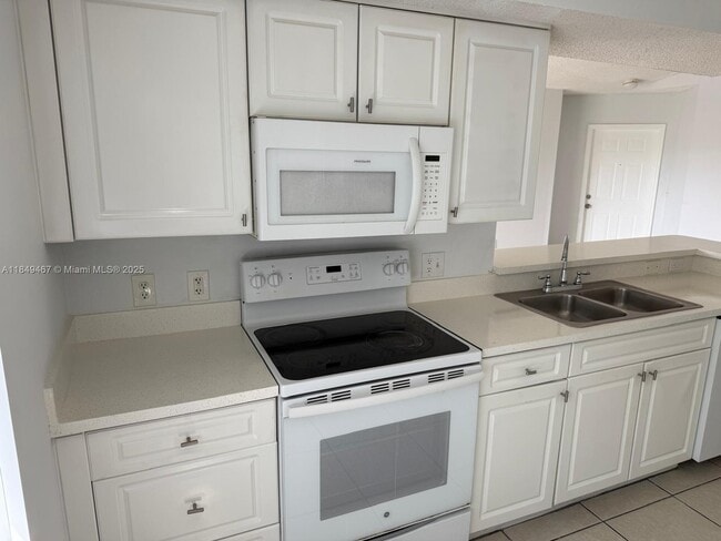 Building Photo - 165 NW 96th Terrace