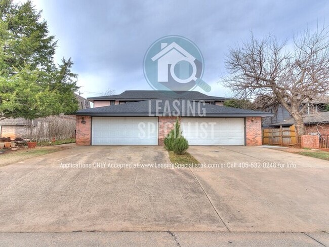 Building Photo - Spacious Updated 3 Bed 2 bath Home