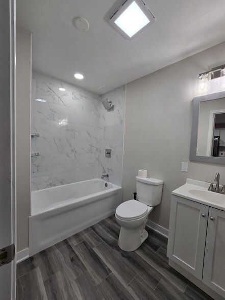 Building Photo - 4225 20th Pl