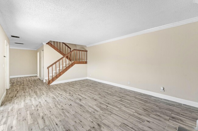 Building Photo - 1534 Forest Lakes Cir