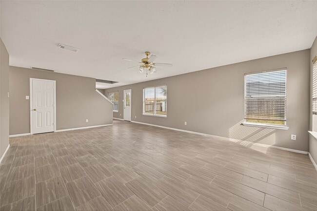 Building Photo - 17938 Chisholm Trail