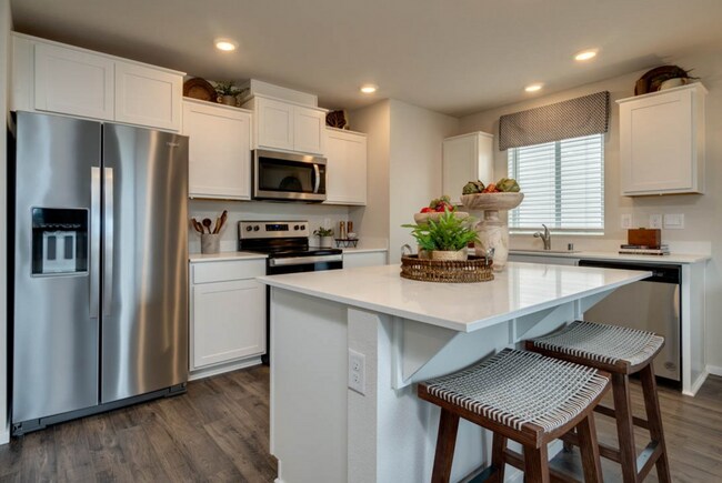 Building Photo - 4 Bedrooms in La Center- Beautiful New Home!