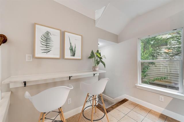 Building Photo - 5803 Hudson St