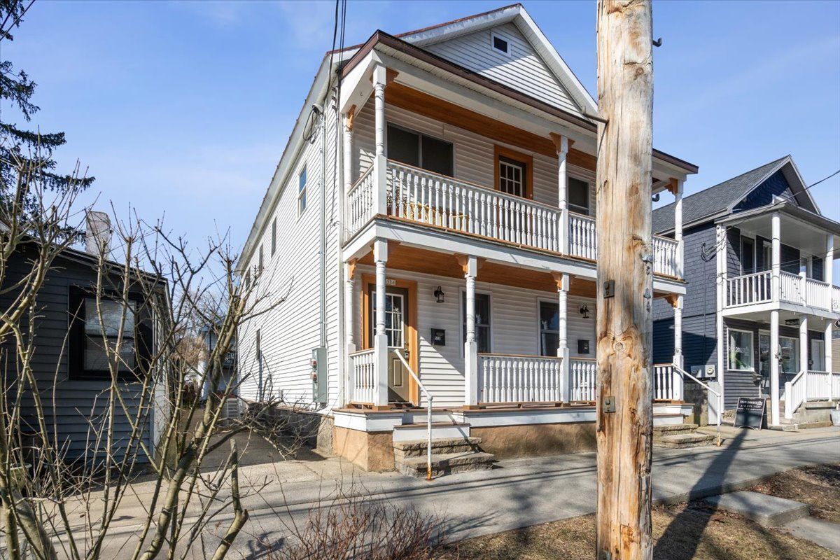 Building Photo - 53 Beekman St