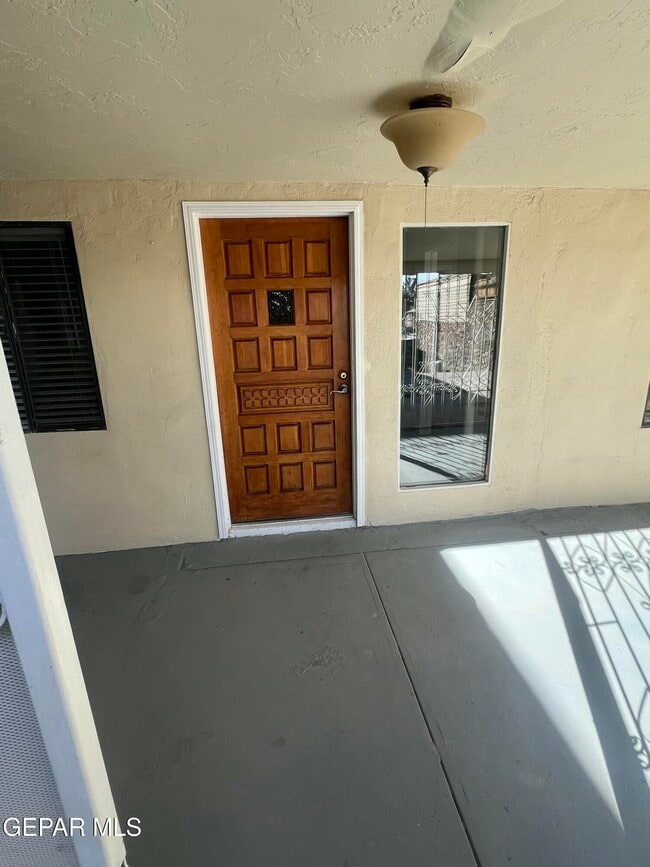 Building Photo - 3017 Altura Ave