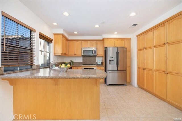 Building Photo - 34 Bonsall