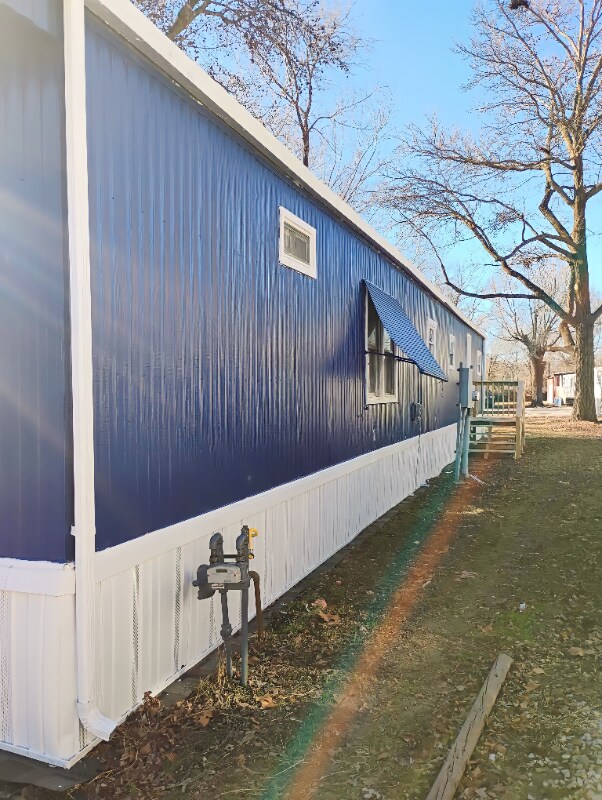 Building Photo - 152 Rainbow Dr