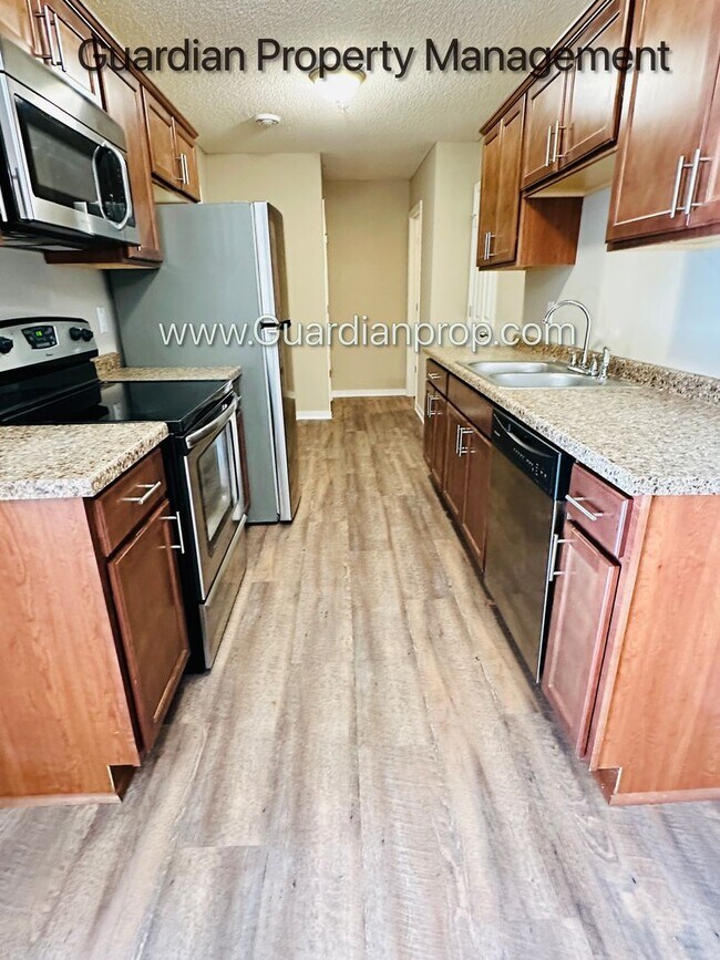 Building Photo - 9909 Vera Cruz Ln