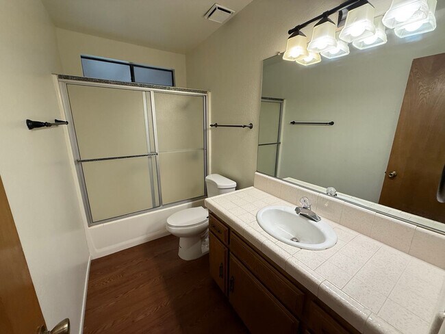 Building Photo - Victorville- Spring Valley Lake, 3 Bedrooms 2 bathrooms, New Paint