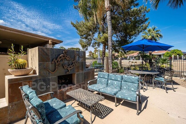 Building Photo - 4725 N Brookview Terrace