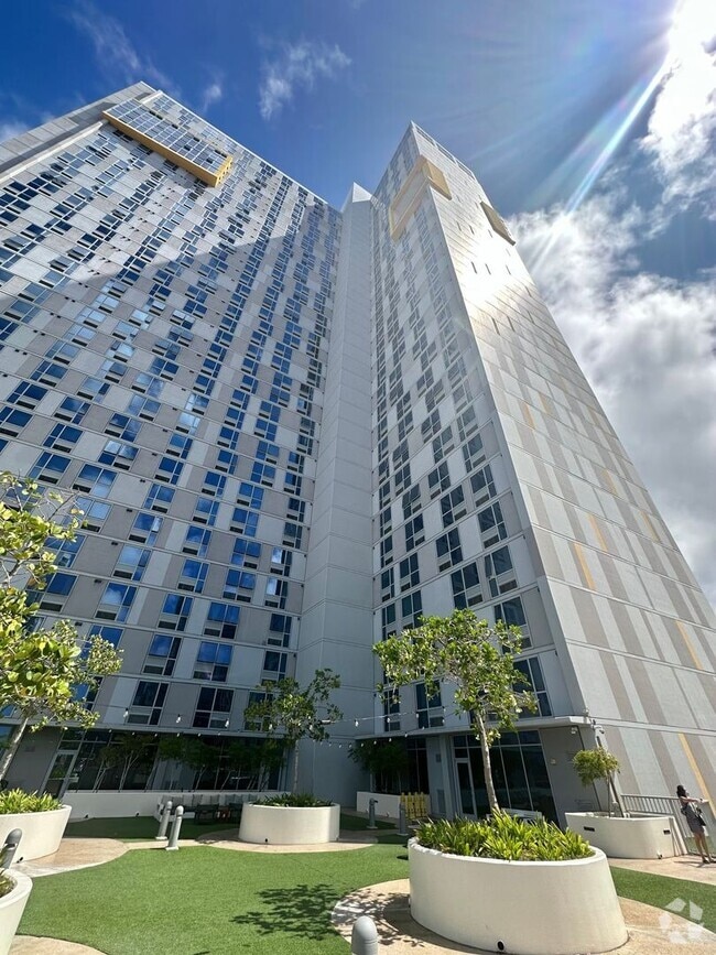 Building Photo - Ke Kilohana - 1 Bedroom, 1 Bathroom, 1 Par...