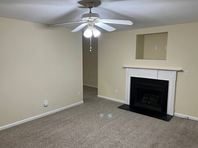 Building Photo - 7017 Corfu Pl