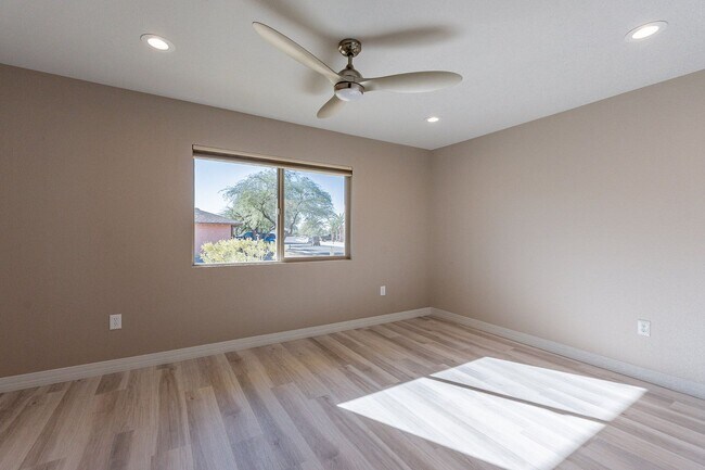 Building Photo - Modern Updated Home in Gated Community of ...