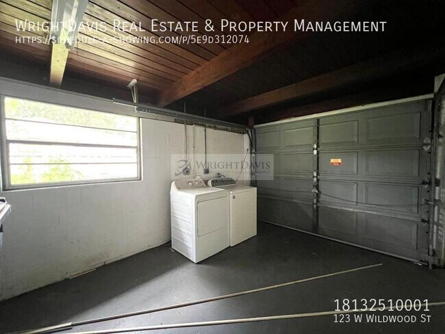 Building Photo - 123 Wildwood St