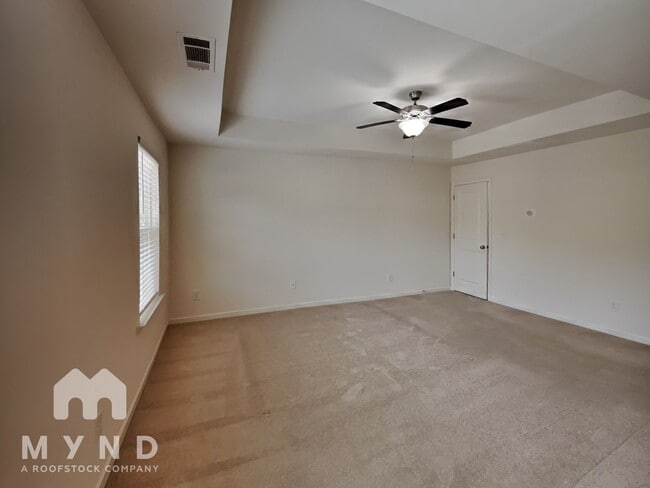 Building Photo - 4445 Newfangle Rd