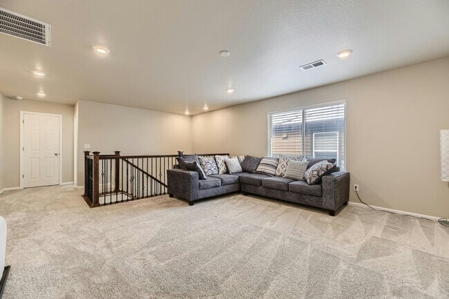 Building Photo - 13528 Tree Sparrow Ln