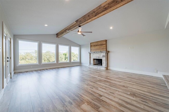 Building Photo - 620 Galston