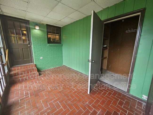 Building Photo - 3190 Yellowstone Parkway B