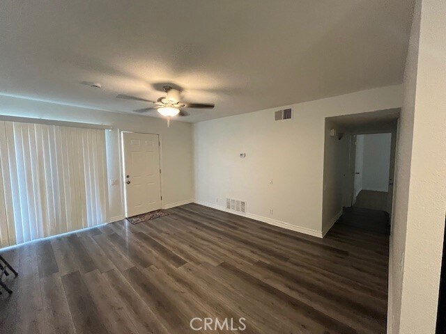 Building Photo - 45313 Sunset Ln