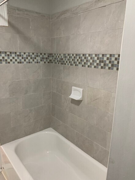 Building Photo - 101 Whitehall St