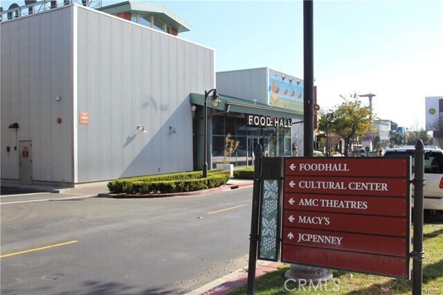 Building Photo - 12427 Canal Dr