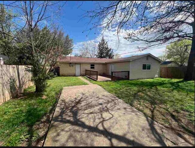 Building Photo - 5114 Fairway Blvd