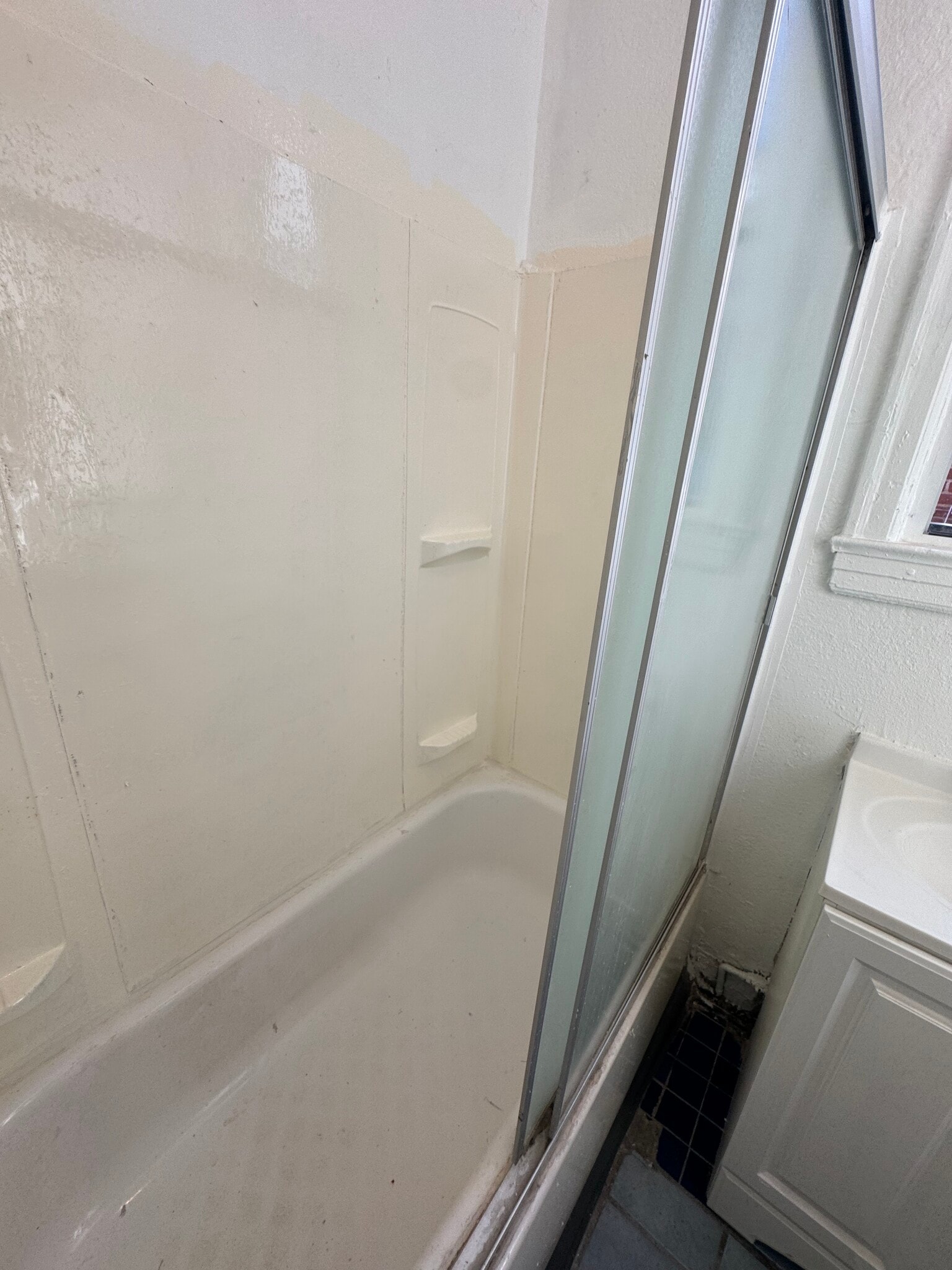 Building Photo - 256 W Florence Ave