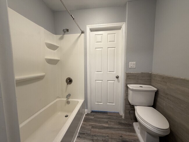 Building Photo - 4078 Gold Coast Dr