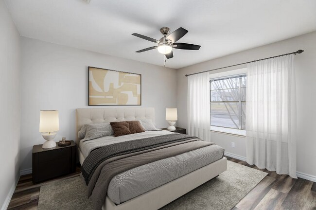 Building Photo - 7210 Grass Valley Dr