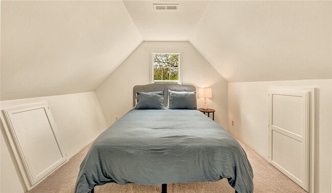 Building Photo - 801 NW C St