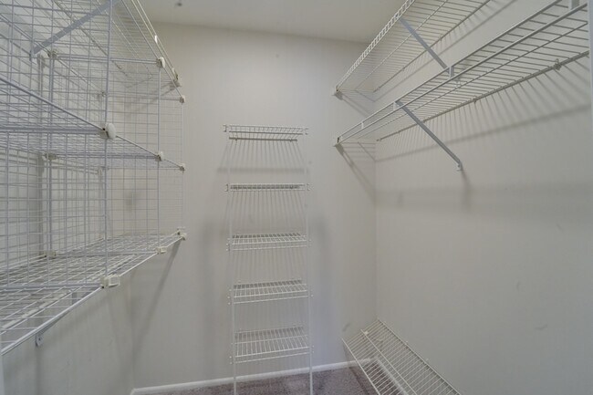 Building Photo - 160 Stirling Ln