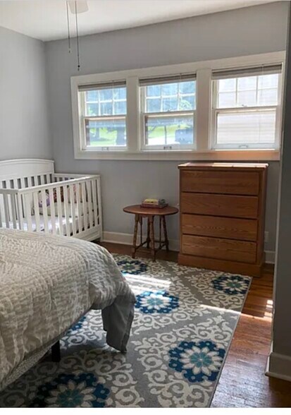 Building Photo - 313 E Rock St