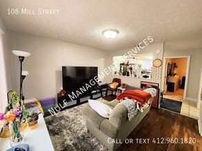 Building Photo - 108 Mill St