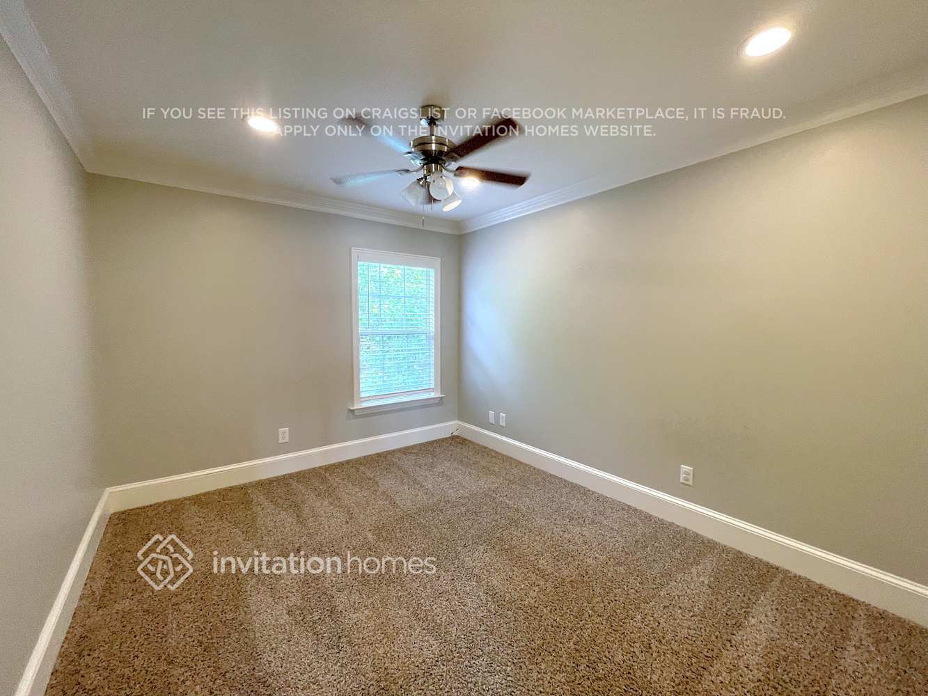 Building Photo - 4702 Sedgelane Dr