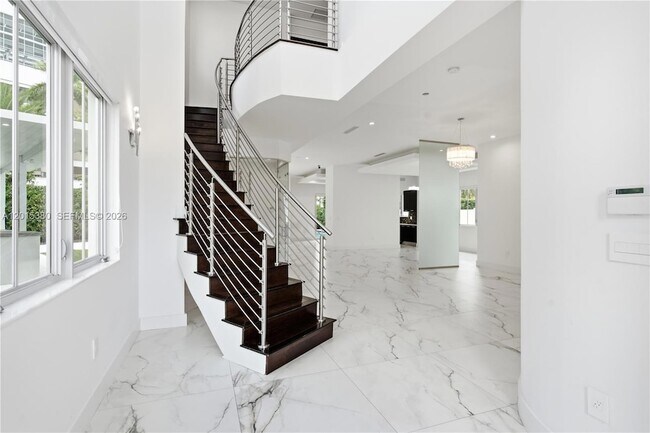 Building Photo - 8221 NW 34th St