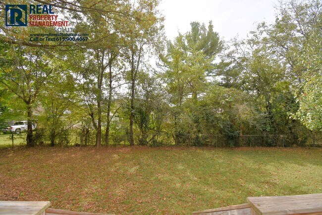Building Photo - Amazing 4 bd 3 bath home! Fenced in yard, Attached garage and Bonus room, washer and dryer included!