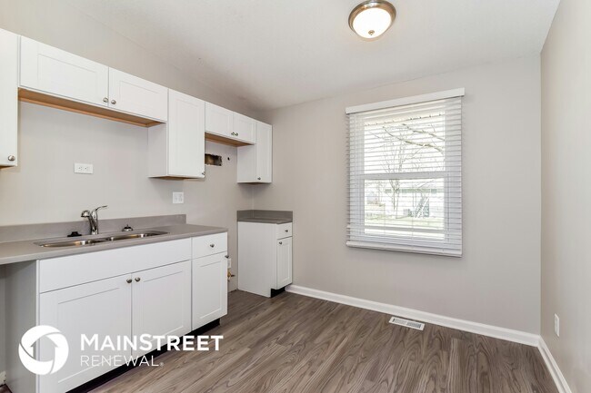 Building Photo - 10330 Sheffield Ct