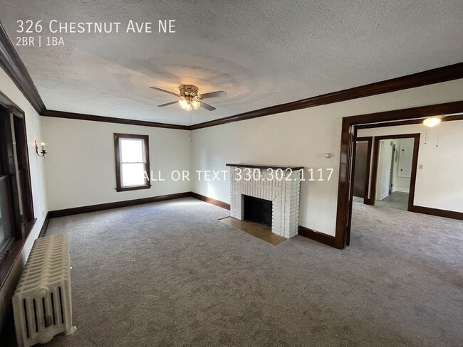 Building Photo - Two bedroom one bathroom second level apar...