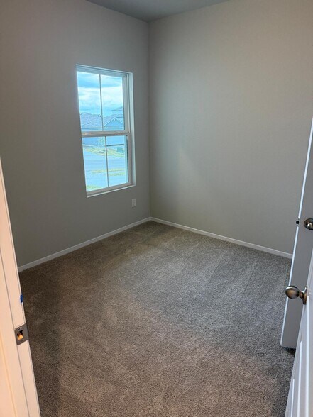 Building Photo - 2615 Derwent Dr