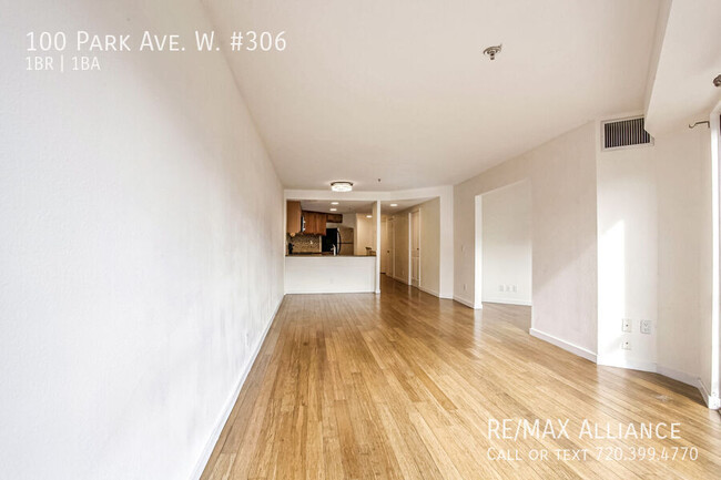 Building Photo - This Charming condo is a tranquil urban sa...