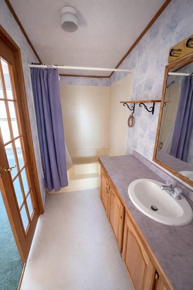 Building Photo - 5501 9th St