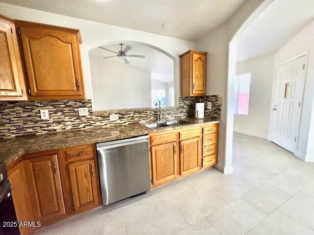 Building Photo - 10659 W Yukon Dr