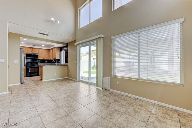 Building Photo - 10204 Lemon Thyme St