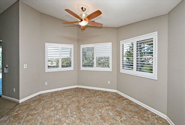 Building Photo - Beautifully Updated 3 Bed, 2 Bath Home on Nearly 1/3 Acre with Trex Deck