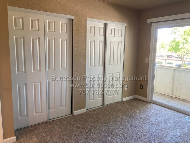 Building Photo - 465 Enterprise Dr