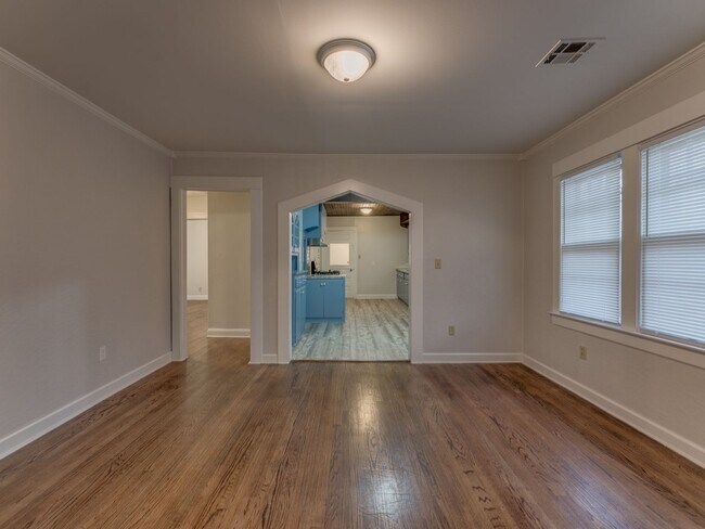 Building Photo - 3 Bedroom 2 Bath home in Shawnee!