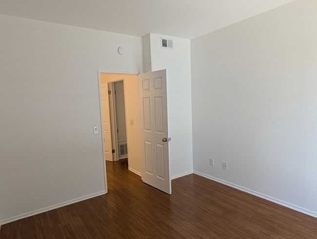 Building Photo - 24121 Del Monte Dr.