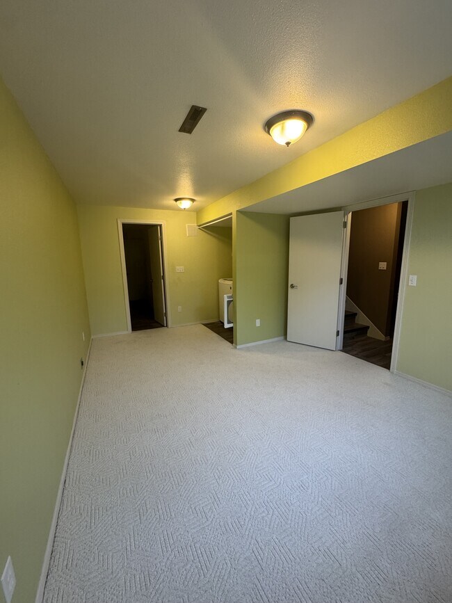 Building Photo - 3019 Colton Blvd