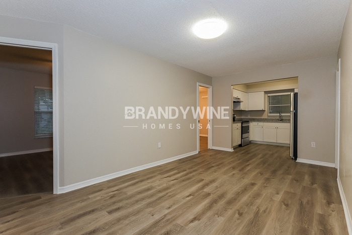 Building Photo - 1603 1st St SE